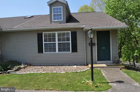 915 Church St, Millersburg, PA 17061