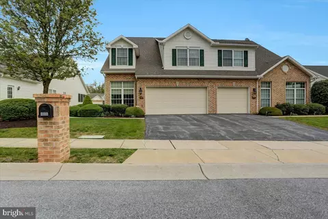 406 Baumgardner Dr, Harrisburg, PA 17112