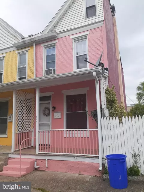 1614 Walnut St, Harrisburg, PA 17103