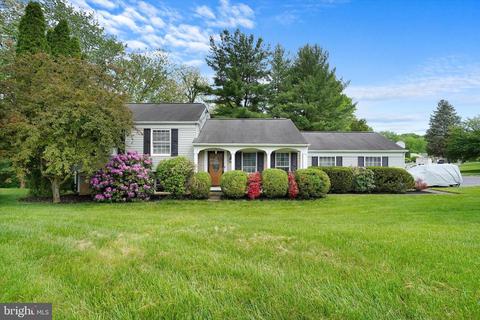 119 Wood Creek Ct, Harrisburg, PA 17110