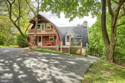 7461 Moyer Rd, Harrisburg, PA 17112
