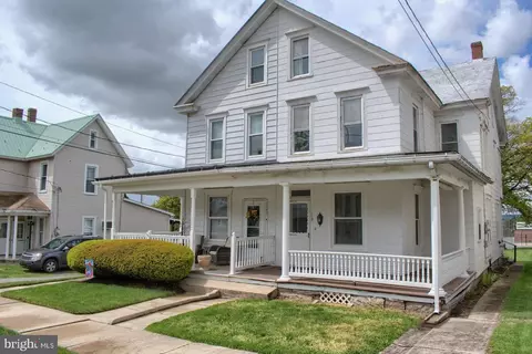 119 W Broad St, Elizabethville, PA 17023