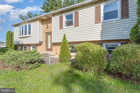 629 Spruce St, Lykens, PA 17048