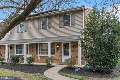 1232 Peggy Dr, Hummelstown, PA 17036