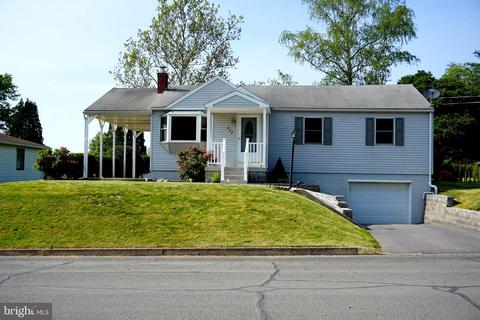 427 W Broad St, Elizabethville, PA 17023