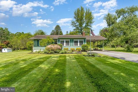 51 Affection Rd, Dauphin, PA 17018