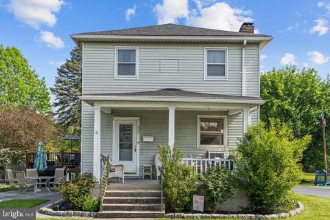 2691 S 3rd St, Steelton, PA 17113