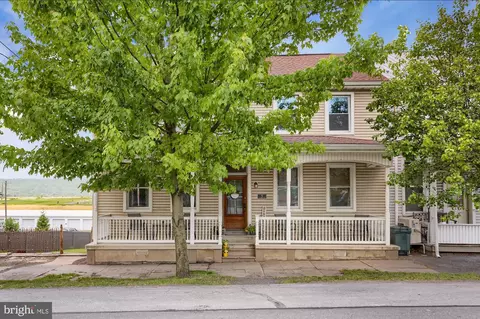 5 W Market St, Gratz, PA 17030