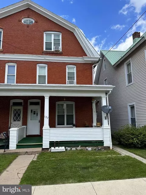 127 W Broad St, Elizabethville, PA 17023