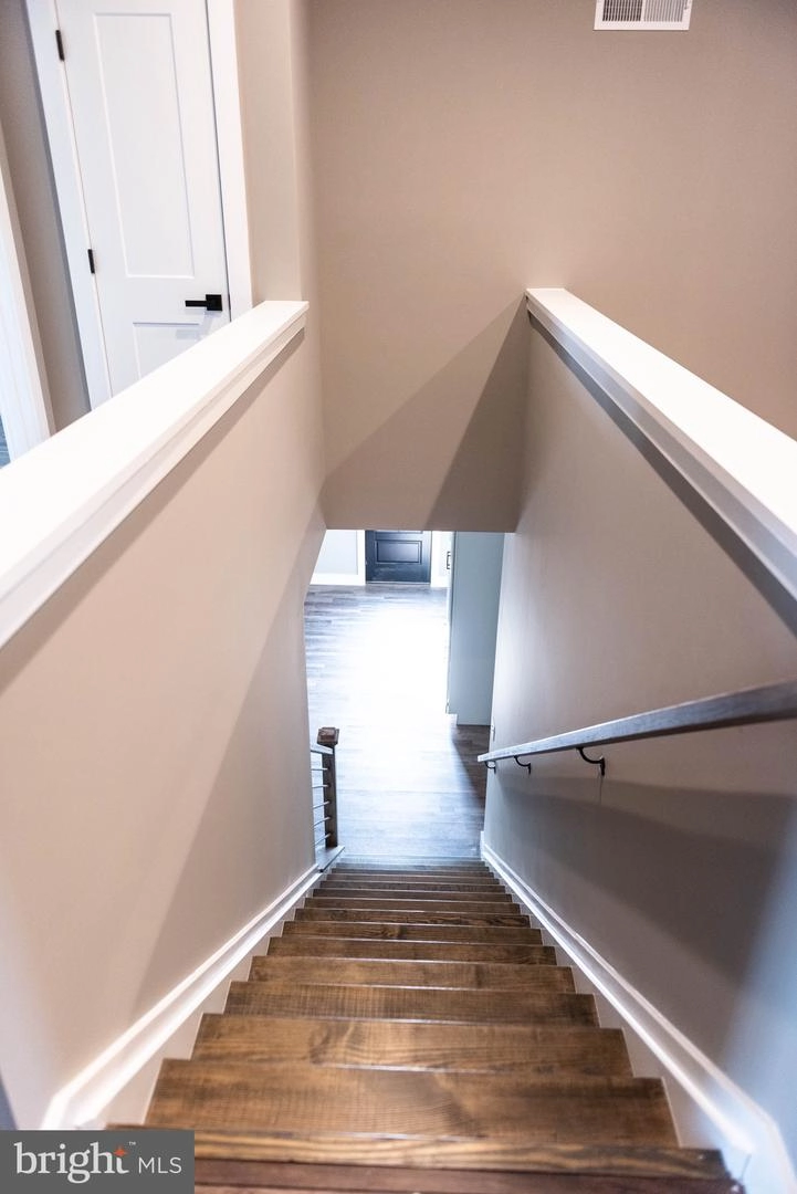 Entry Way - 56 Maple Ave, Hershey, PA 17033 photo 4 of 6