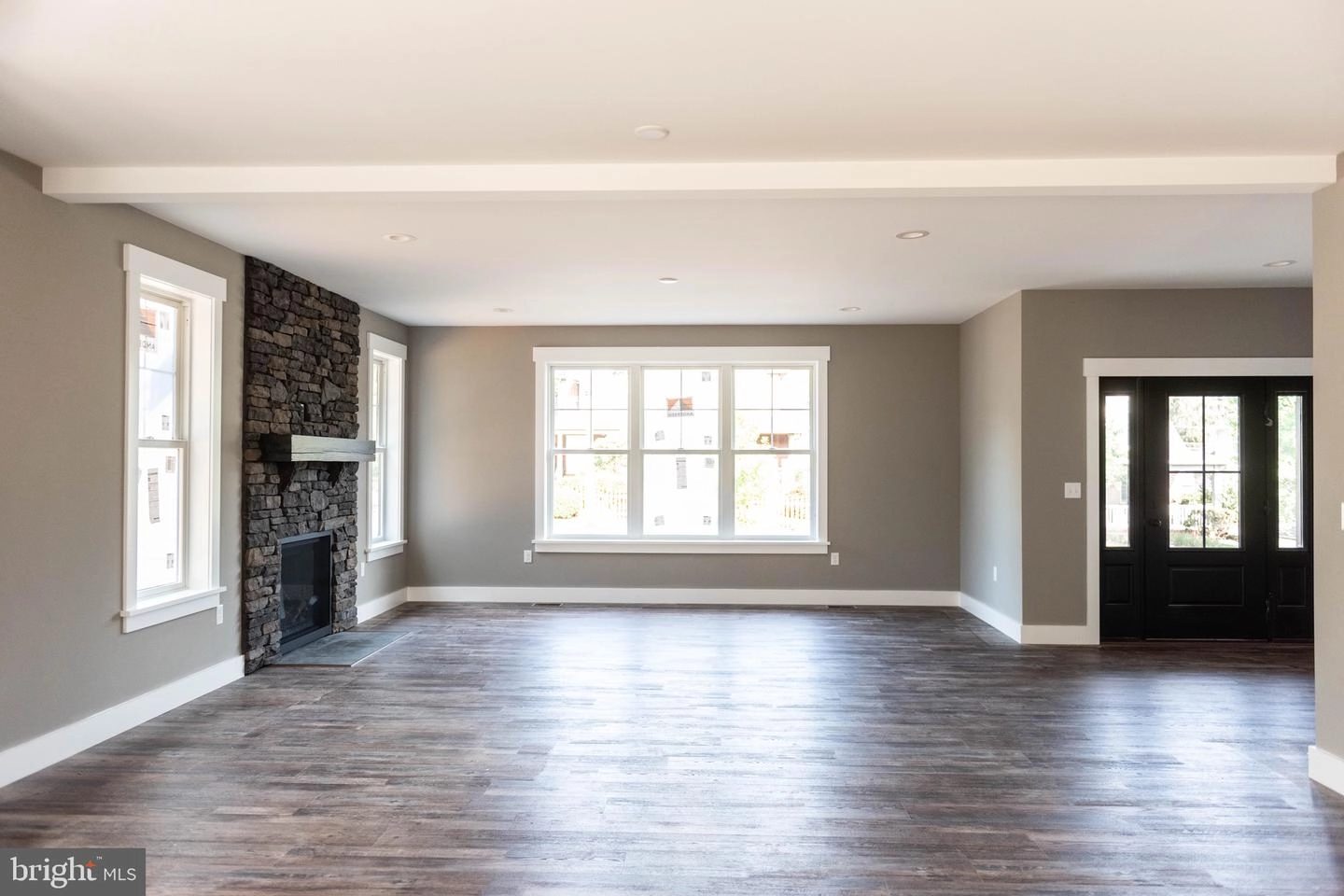 Living - 56 Maple Ave, Hershey, PA 17033 photo 4 of 6
