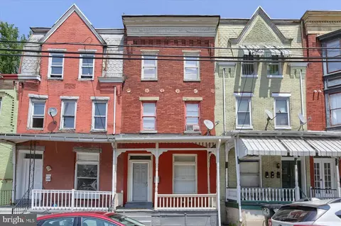 121 Sylvan Ter, Harrisburg, PA 17104