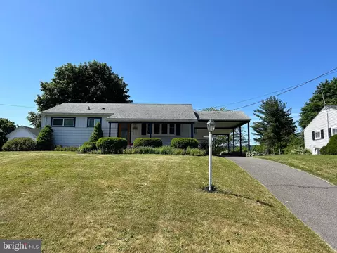 713 Lentz Ave, Millersburg, PA 17061