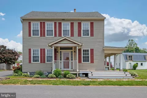 330 River St, Millersburg, PA 17061