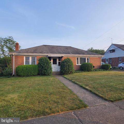 7221 Bucks St, Harrisburg, PA 17111