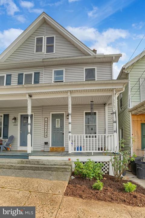 321 Armstrong St, Halifax, PA 17032