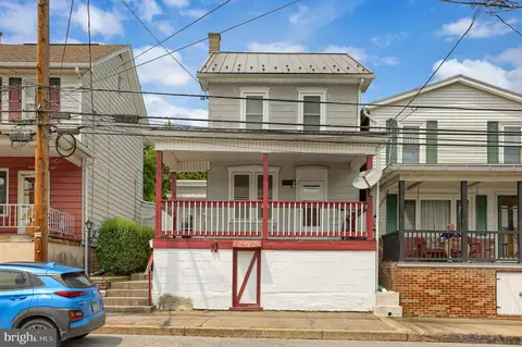 229 E Broad St, Williamstown, PA 17098