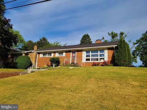 508 Walnut Rd, Harrisburg, PA 17113