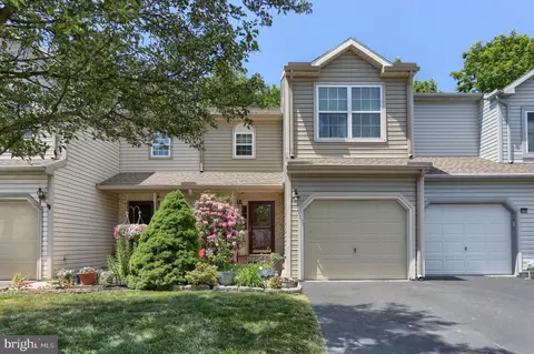 167 Hiddenwood Dr, Harrisburg, PA 17110