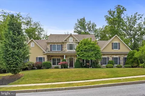 2348 Abbey Ln, Harrisburg, PA 17112