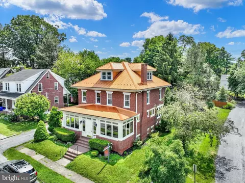 235 Lewis St, Harrisburg, PA 17110