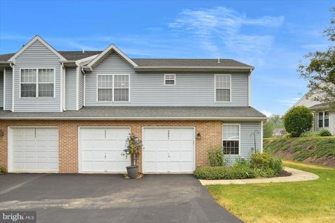 2001 Daybreak Cir, Harrisburg, PA 17110