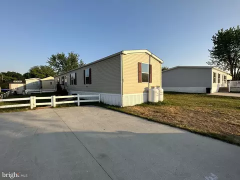 57 Charles St, Elizabethtown, PA 17022