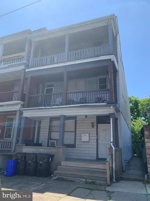 1417 Vernon St, Harrisburg, PA 17104