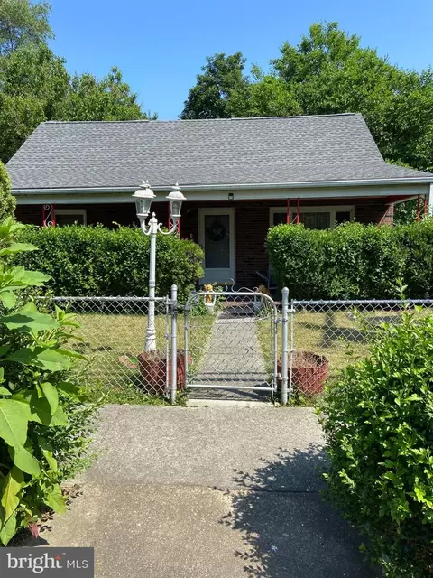 1516 Randolph St, Harrisburg, PA 17104