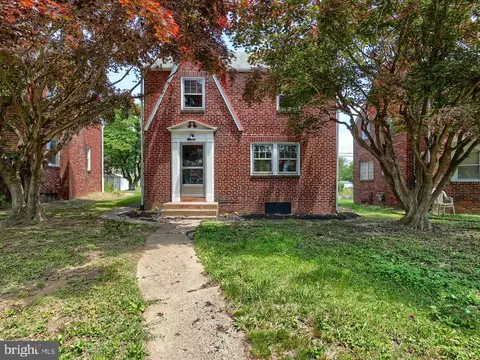 1135 Hudson St, Harrisburg, PA 17104