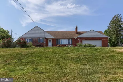 100 Summit St, Harrisburg, PA 17113