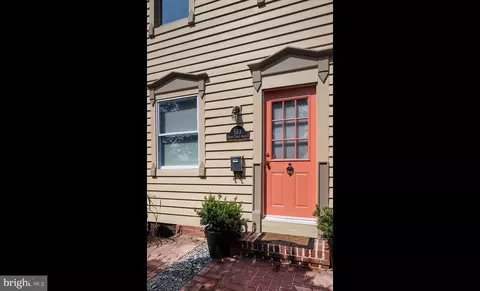 563 S Front St, Harrisburg, PA 17104
