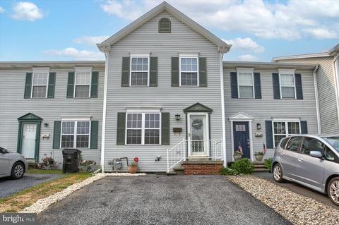 2451 Emerald Ct, Harrisburg, PA 17104