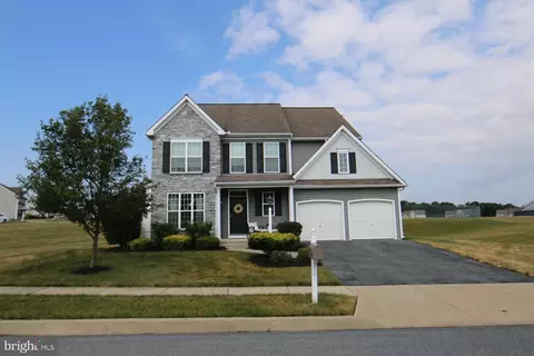7097 Oak Ridge Dr, Harrisburg, PA 17111