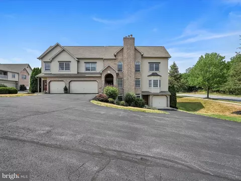 4609 Deer Path Rd, Harrisburg, PA 17110