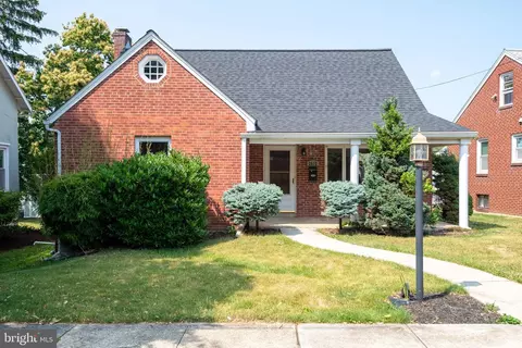 2512 Hoffer St, Harrisburg, PA 17103