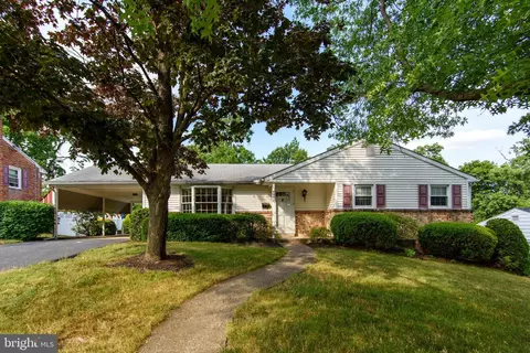 4080 Nancy Dr, Harrisburg, PA 17109