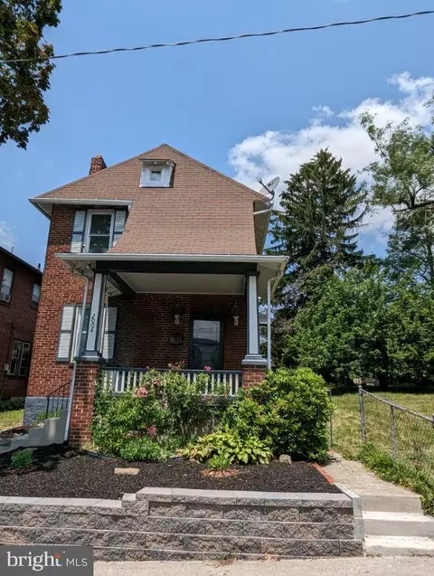 2004 Mulberry St, Harrisburg, PA 17104