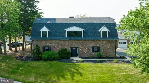 6465 Heatherfield Way, Harrisburg, PA 17112