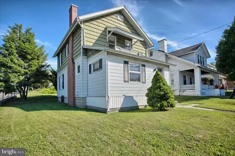 3303 Walnut St, Harrisburg, PA 17109