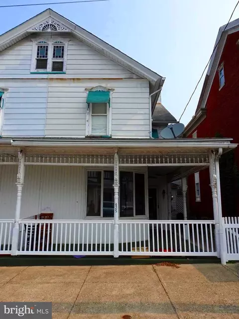 425 S 2nd St, Lykens, PA 17048