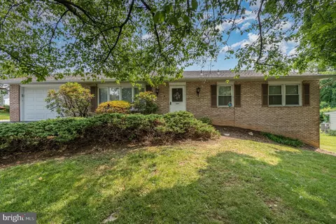 1022 Pennsylvania Ave, Harrisburg, PA 17111
