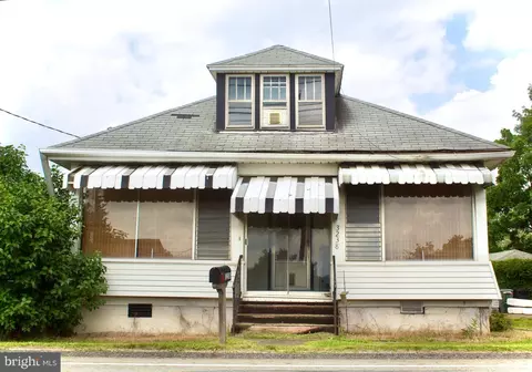 3238 Peters Mountain Rd, Halifax, PA 17032