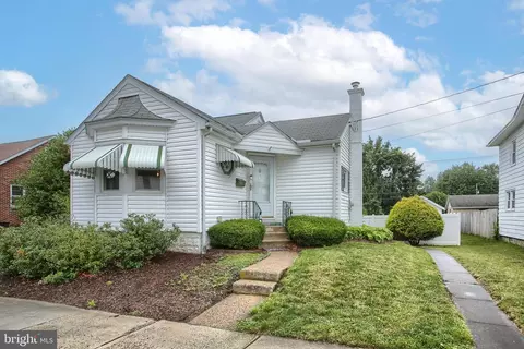 416 Eshelman St, Highspire, PA 17034