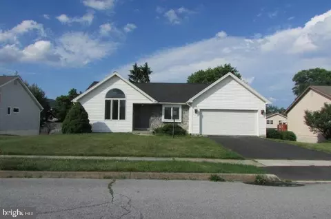 2048 Chevy Chase Dr, Harrisburg, PA 17110