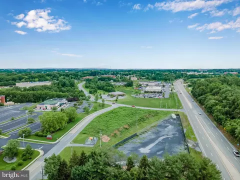 8049 Allentown Blvd, Harrisburg, PA 17112