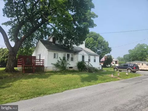 3818 Lexington St, Harrisburg, PA 17109