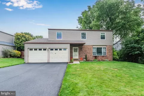 319 Hivner Rd, Harrisburg, PA 17111