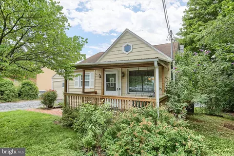 3983 Sunnycrest Dr, Harrisburg, PA 17109
