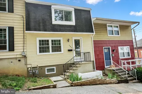 102 Walnut St, Steelton, PA 17113